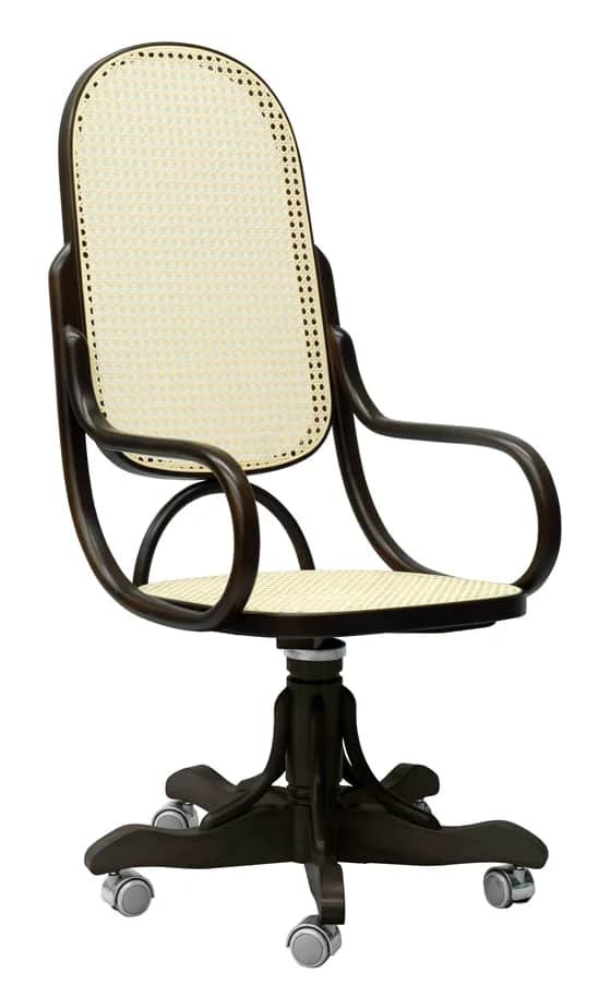 Imagem da Cadeira Giratória Executiva da Thonart para home office, com rodinhas e madeira escura.